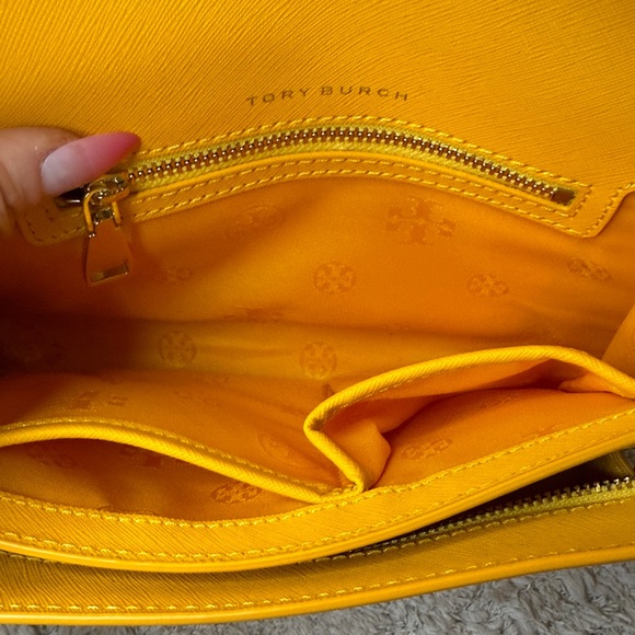 Tory Burch Lemon Drop Emerson Combo Crossbody Bag - Picture 11 of 14